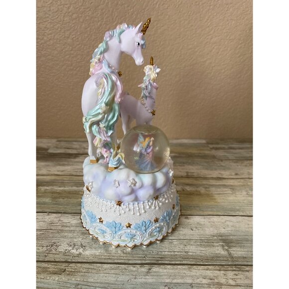 San Francisco Music Box Co Marjorie Sarnat Rainbow Visions Unicorn Music Box NEW - Picture 7 of 16